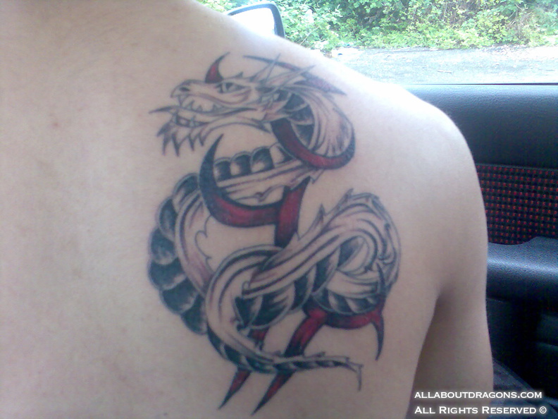 0003-Tribal_Dragon_Tattoo_by_gurps.jpg