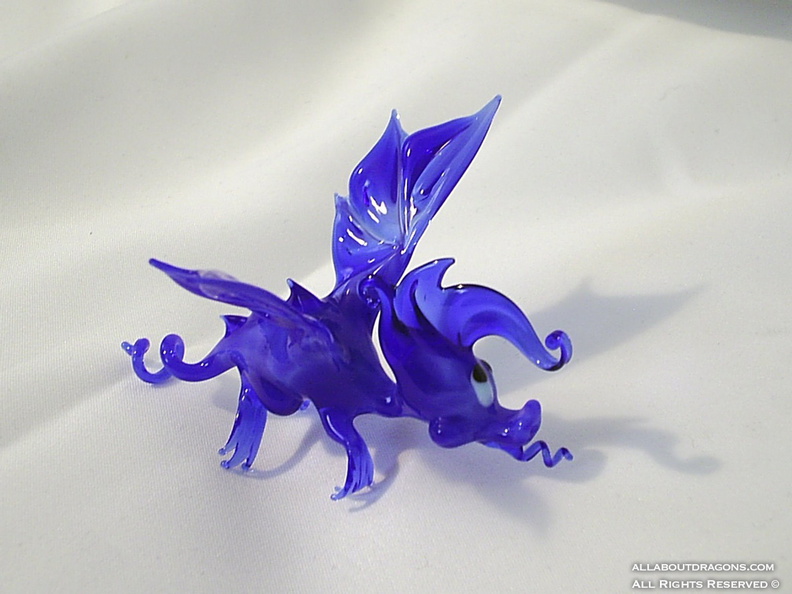 0865-Flying_little_Dragon___blue_by_Glasmagie.jpg