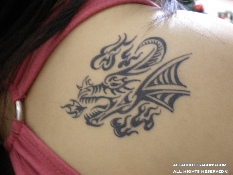0161-Tribal_Dragon_tattoo_by_Saera_Song.jpg